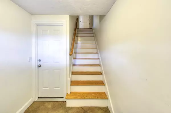 Worcester, MA 01604,38 Johnson St