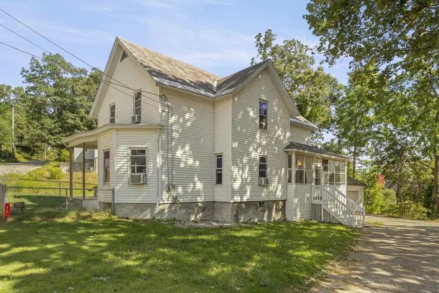 82 Cliff, Southbridge, MA 01550