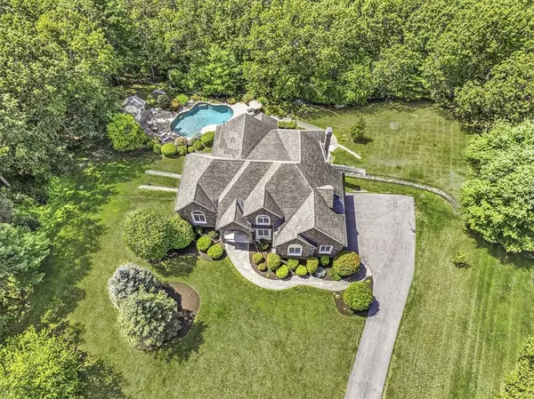 Hopkinton, MA 01748,10 Emerson Way