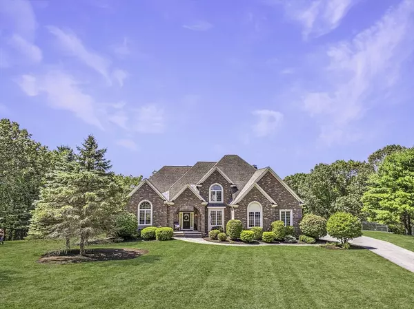 Hopkinton, MA 01748,10 Emerson Way