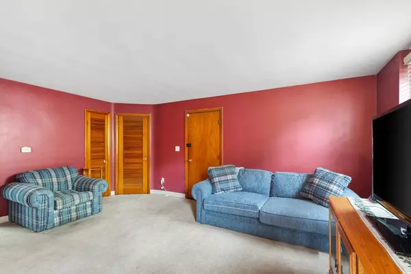 Saugus, MA 01906,14 Austin Court #A