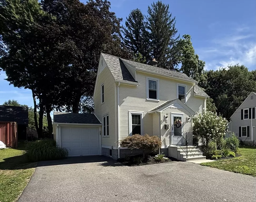 Agawam, MA 01001,11 Stanley Pl