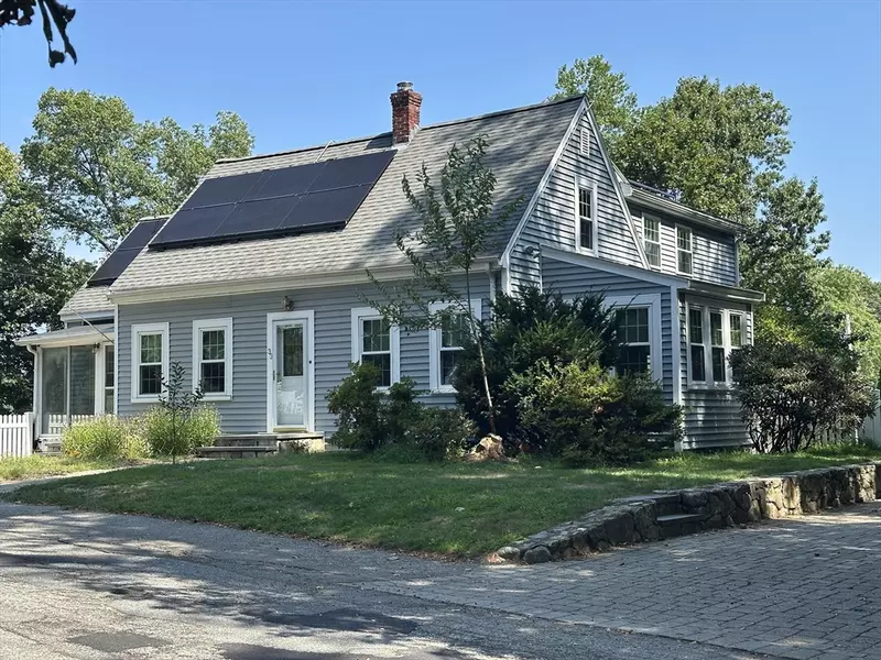 33 Dunstan Rd, Chelmsford, MA 01824
