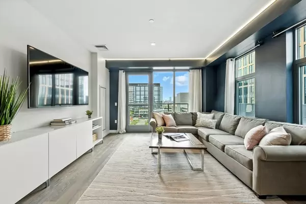 Somerville, MA 02145,375 Canal Street #815