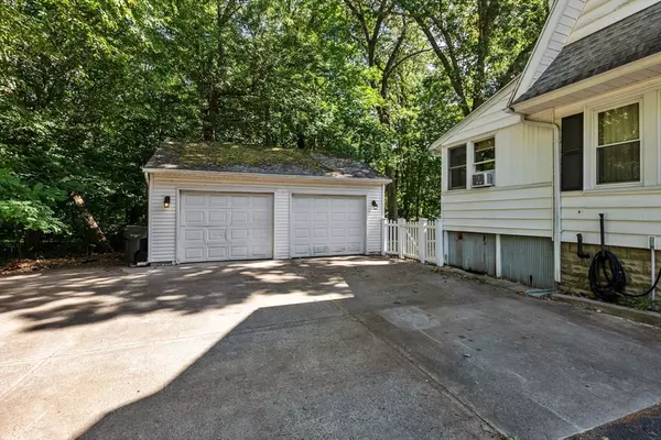 Springfield, MA 01107,41 Nevada St