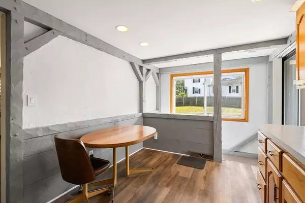 Randolph, MA 02368,33 Julian Rd