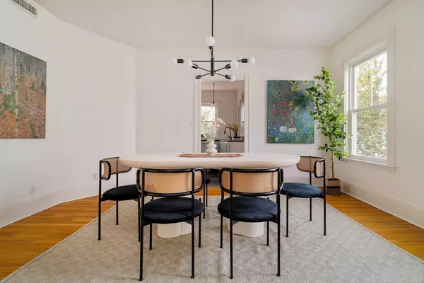 Cambridge, MA 02140,20 Rindge Ave #3