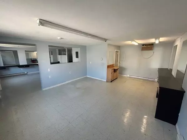 Lowell, MA 01851,1570 Middlesex St.