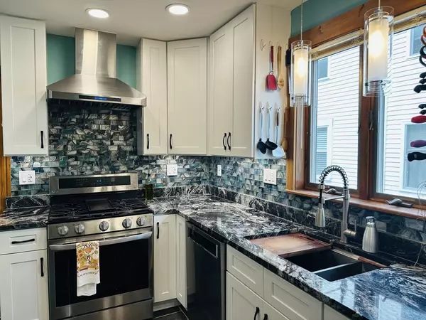 Cambridge, MA 02140,23 Brookford St #1