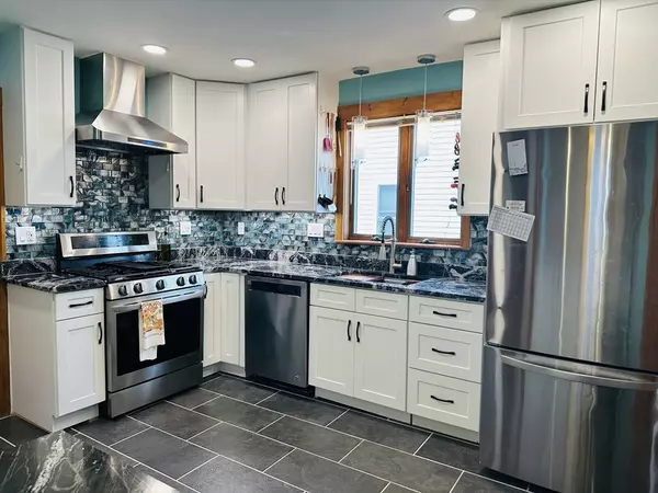 Cambridge, MA 02140,23 Brookford St #1