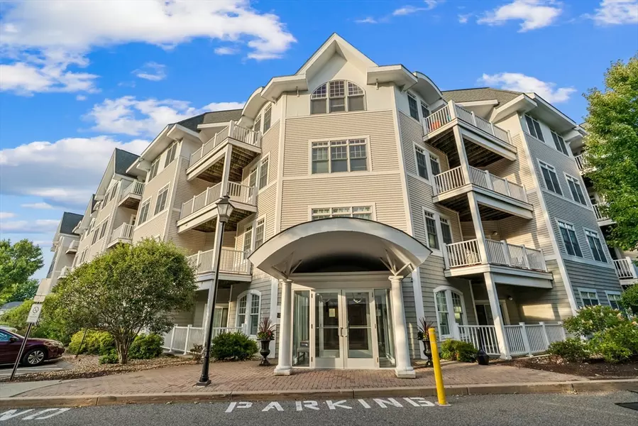 614 Pond Street #1217, Braintree, MA 02184