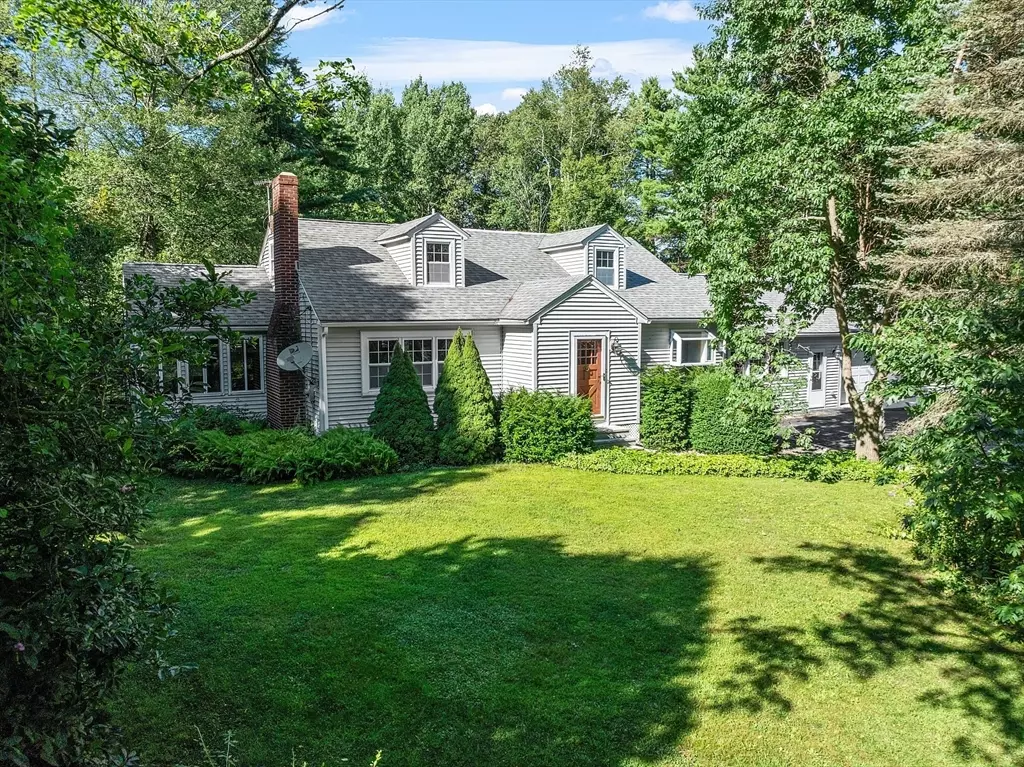 Petersham, MA 01366,42 New Salem Rd
