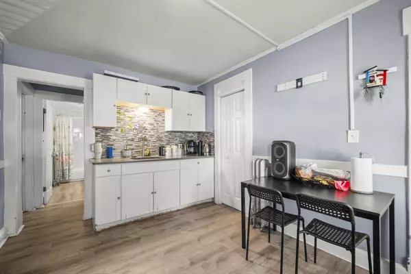 Springfield, MA 01104,708-710 Carew St