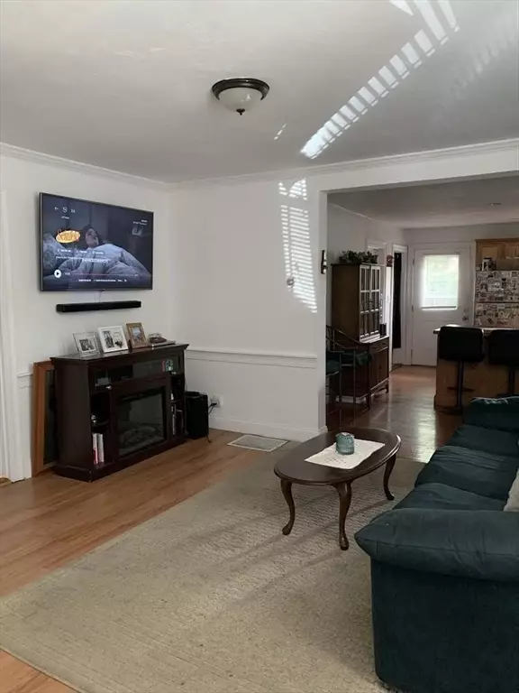 Quincy, MA 02169,613 South Street #1