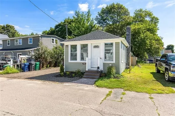 Warwick, RI 02889,90 Huron Street