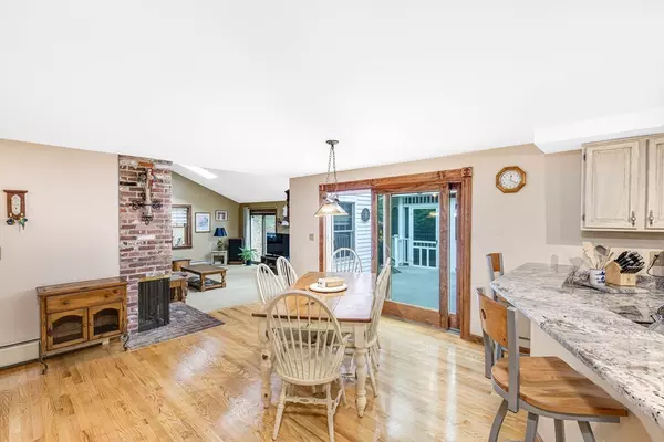 Rowley, MA 01969,156 Newbury Rd