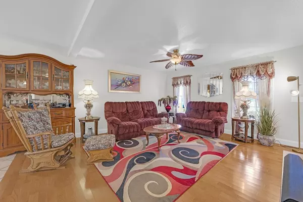 Ware, MA 01082,12 Malboeuf Rd