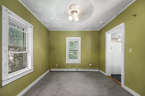 Orange, MA 01364,78-80 High St