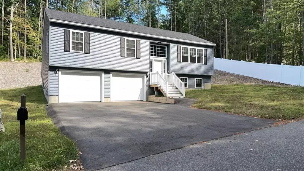 792 Cottage Street, Athol, MA 01331