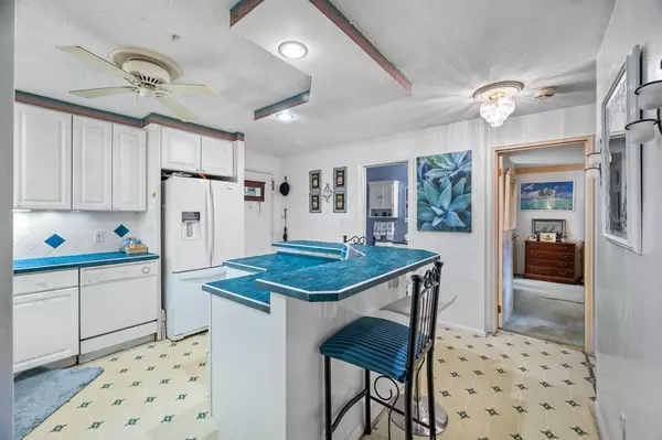 Danvers, MA 01923,147 Sylvan Street #18B