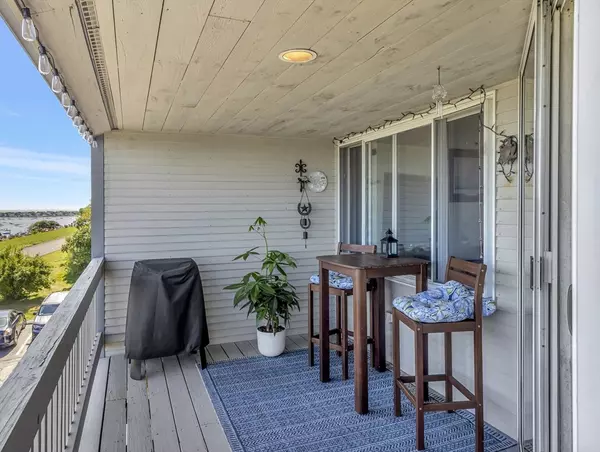 Hull, MA 02045,1181 Nantasket Avenue #6