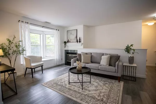 Reading, MA 01867,909 Gazebo Cir #909