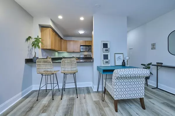 Boston, MA 02122,48 Coffey St #10A