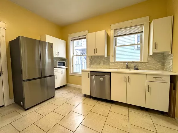 Boston, MA 02130,24 Weld Hill St. #2
