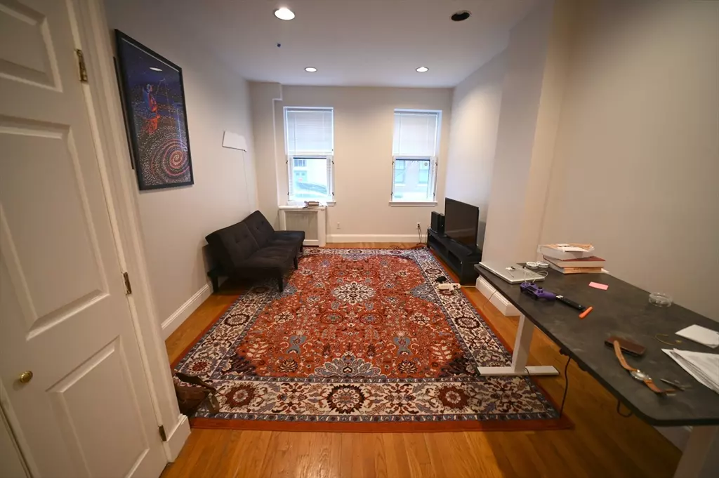 Boston, MA 02114,36 Anderson St #1