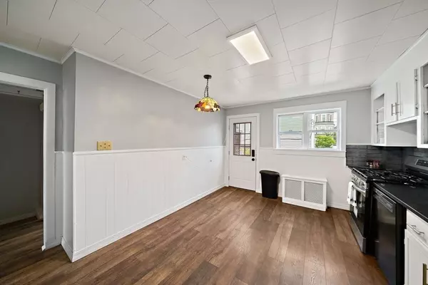 Boston, MA 02127,5 Bantry Way