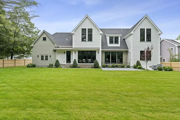 Newton, MA 02462,38 Swallow Drive