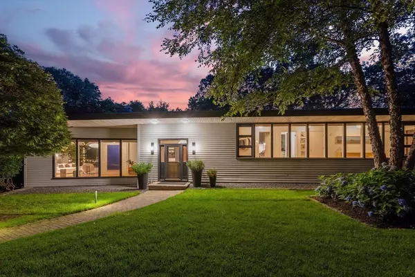 145 Walpole Street, Dover, MA 02030