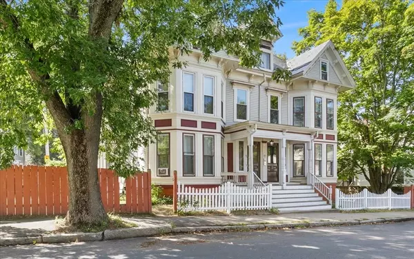 Haverhill, MA 01830,61 Arlington Street #4