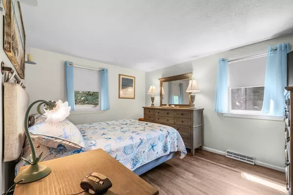 Carver, MA 02330,5 Craig St