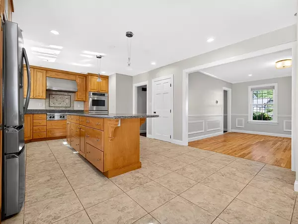 Sudbury, MA 01776,14 Buckmaster Dr