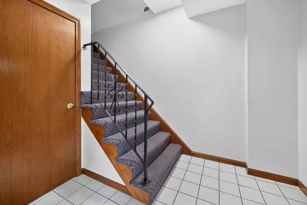 Dracut, MA 01826,100 Frederick St #69