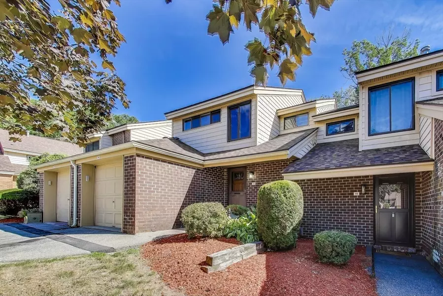 14 Cherrywood Dr #14, Stoughton, MA 02072