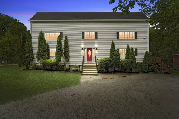 44 Everett Avenue, Shrewsbury, MA 01545