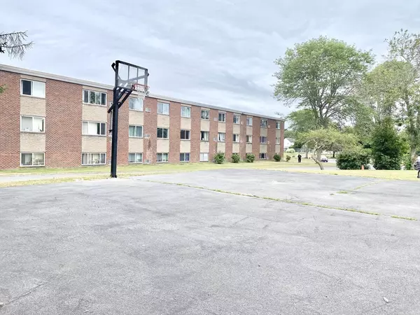 New Bedford, MA 02745,2108 Phillips Road #47