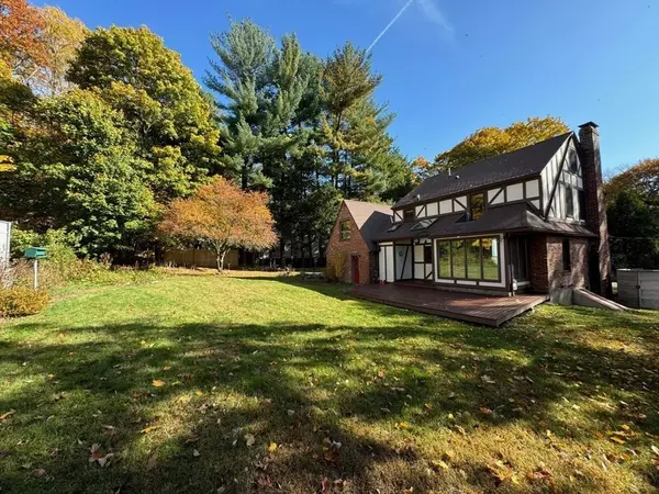 Worcester, MA 01609,3 Old English Rd