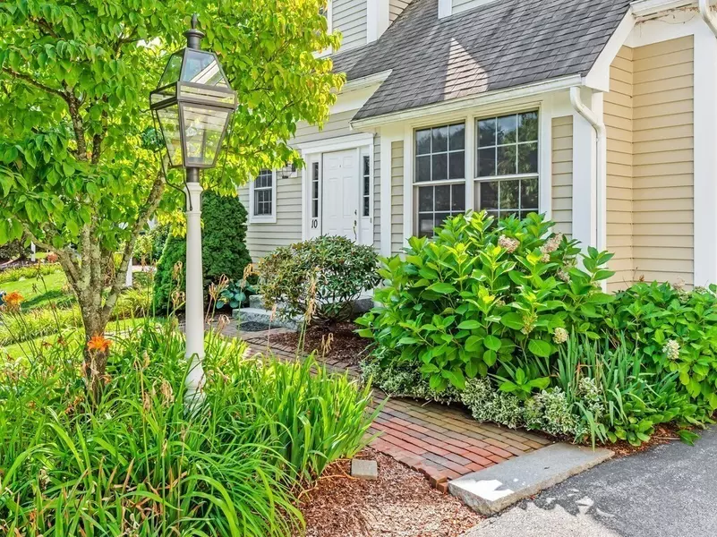 725 Boston Post Rd #10, Sudbury, MA 01776