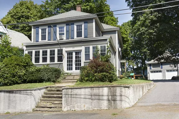 Clinton, MA 01510,31 Maple St