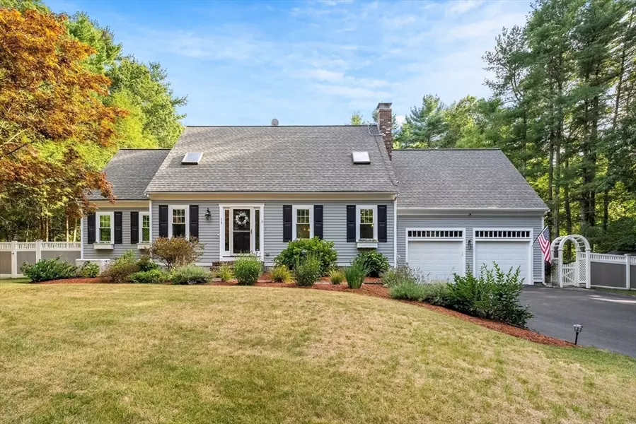 19 Longwood Circle, Kingston, MA 02364