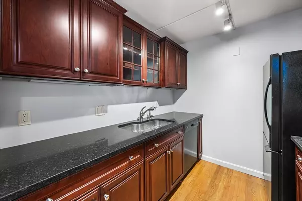 Stoneham, MA 02180,159 Main Street #39A