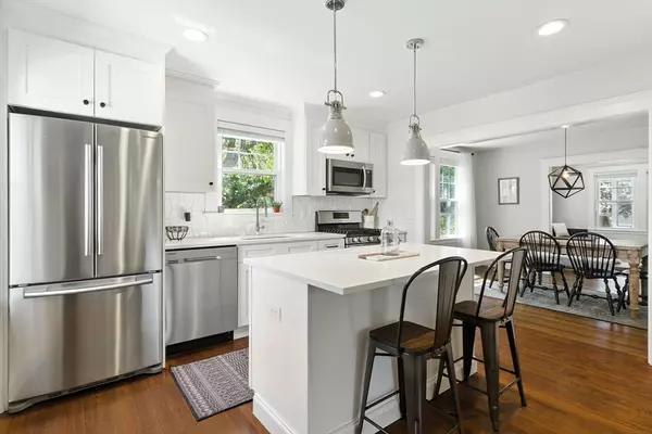 Salem, MA 01970,21 Highland St