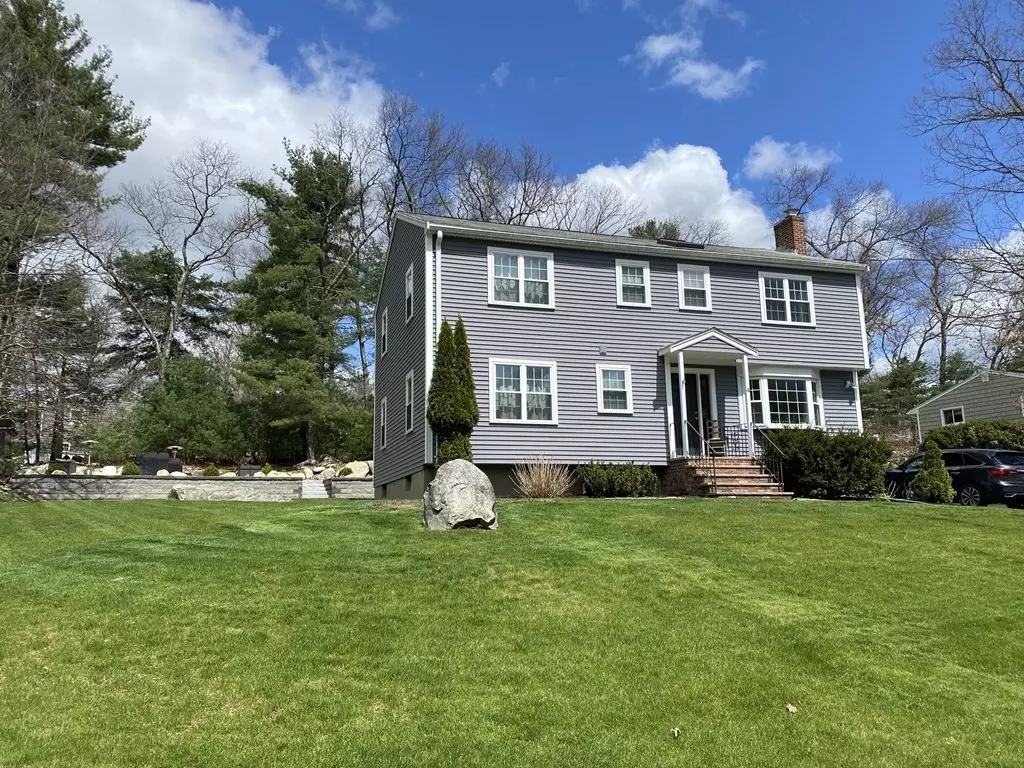 North Reading, MA 01864,4 Putnam Rd