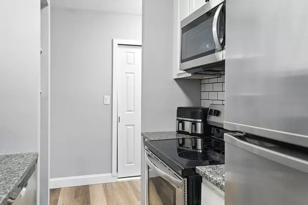 Malden, MA 02148,101 Waite Street #B5