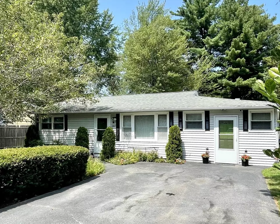 Springfield, MA 01118,1107 Allen St