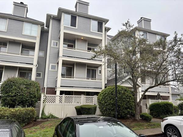 200 Falls Blvd #B305, Quincy, MA 02169