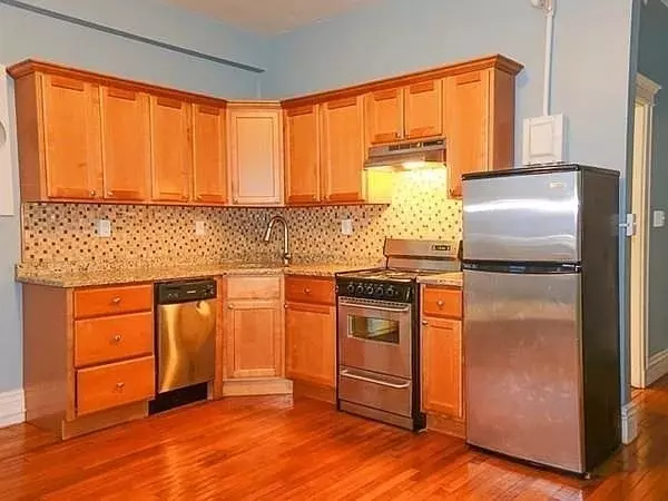 Boston, MA 02115,270 Huntington Ave #304